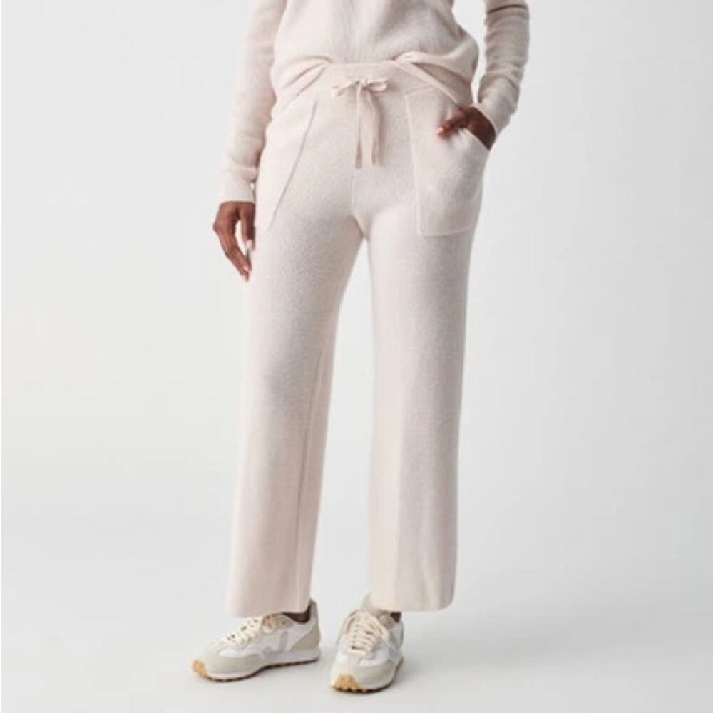 Faherty Cloud Cashmere Pants in Lunar M